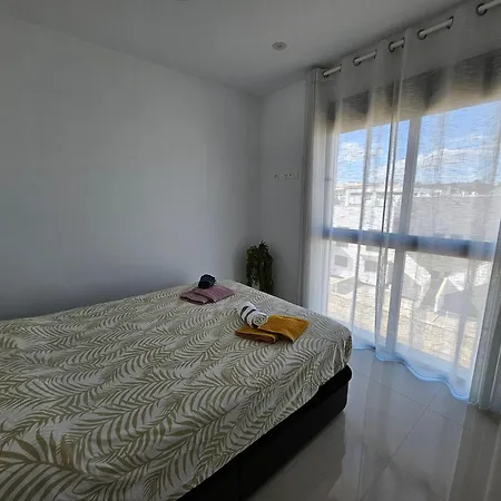 Zenia Apartment *